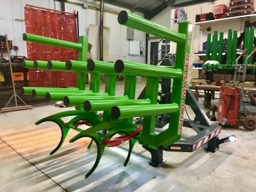 Grizzly Trailers UK and Bespoke Fabrications Grizzly merchandise