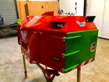 Grizzly Trailers UK and Bespoke Fabrications Grizzly merchandise