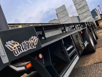 Grizzly Bespoke Fabrications Low Loader trailers