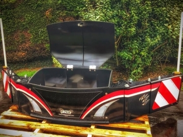 Grizzly Trailers UK and Bespoke Fabrications Tractor Bumper